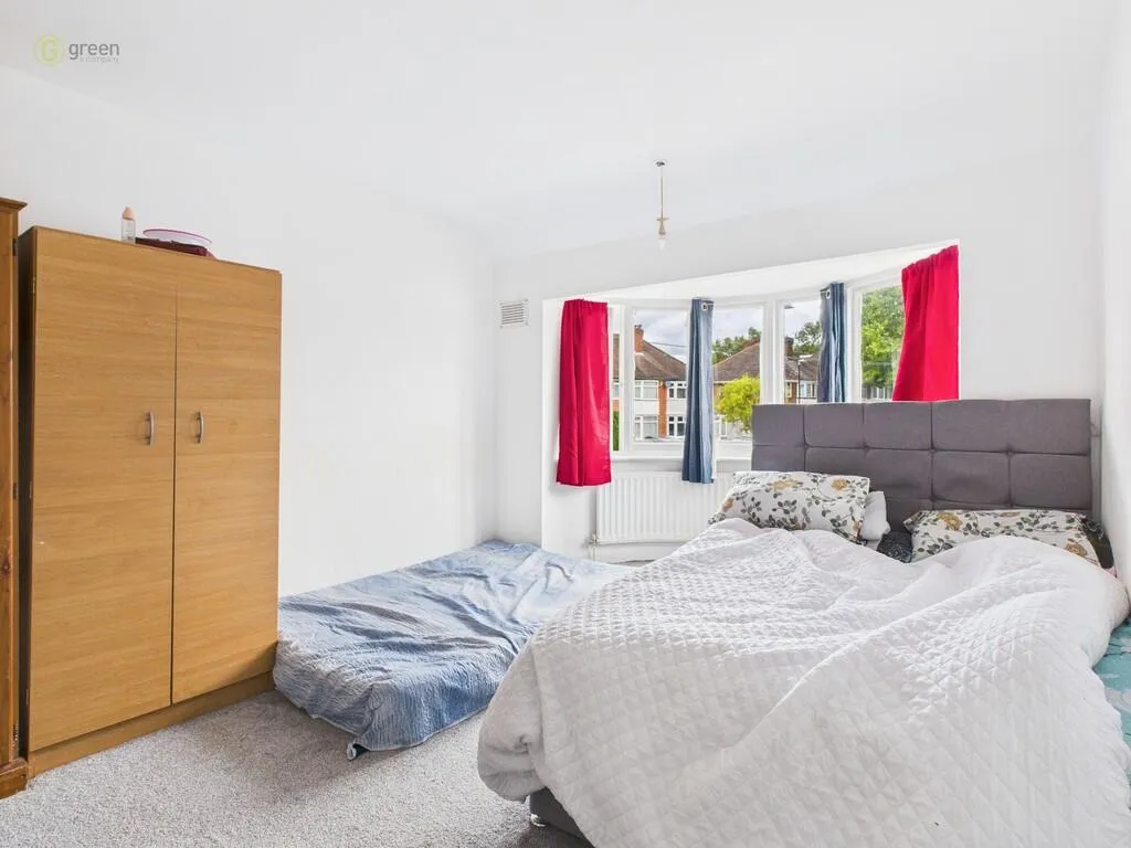 3 bed Semi-Detached