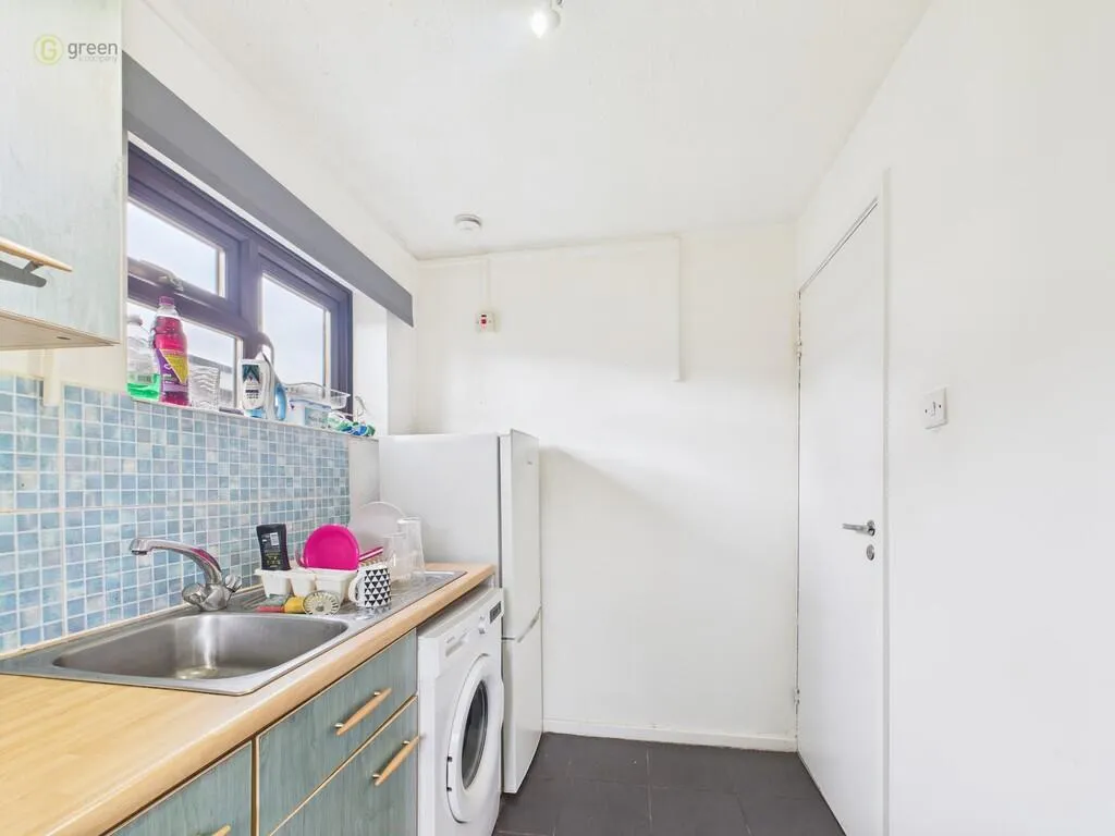 1 bed Ground Maisonette