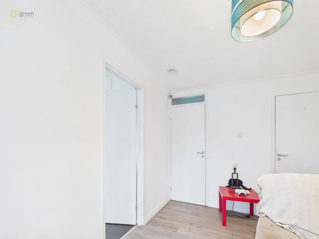 1 bed Ground Maisonette