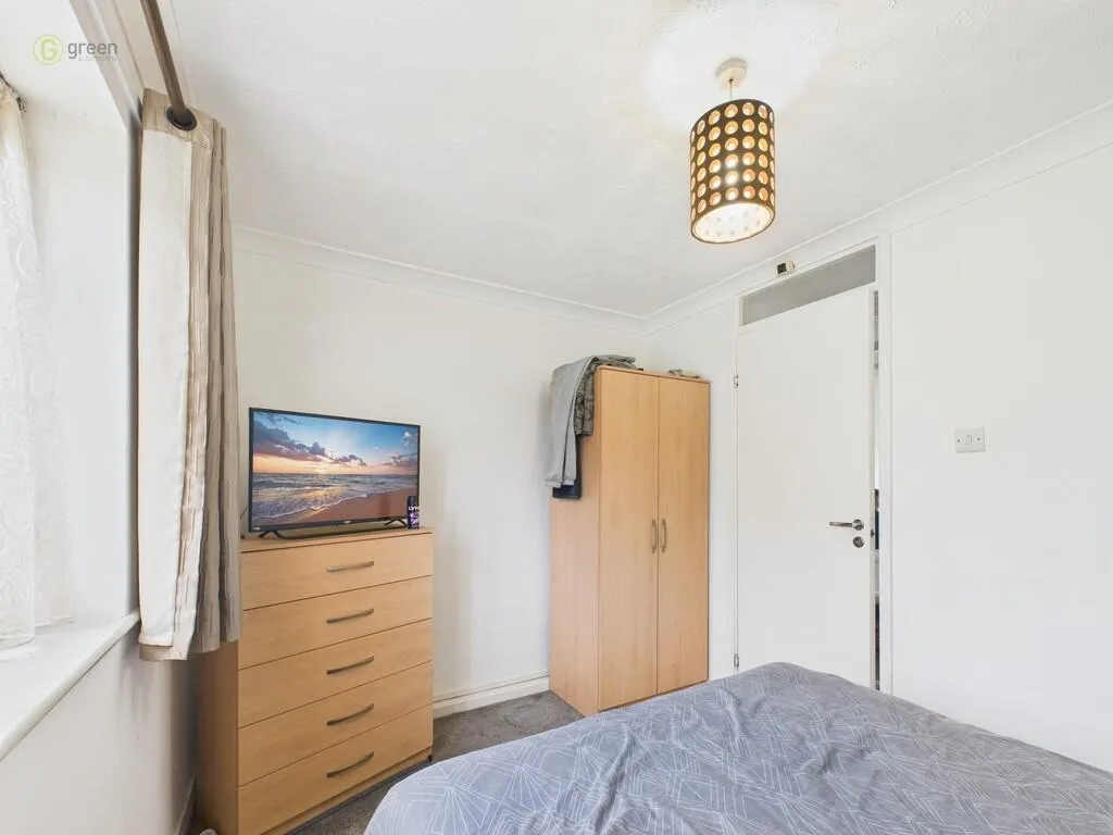 1 bed Ground Maisonette