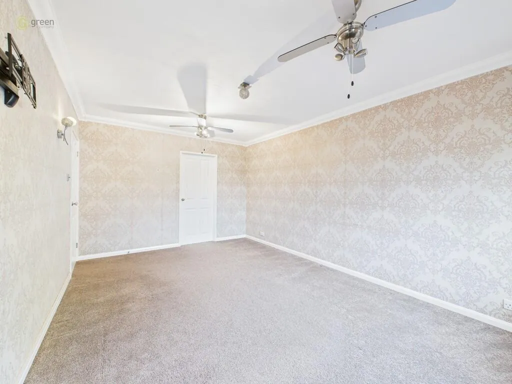 2 bed Maisonette