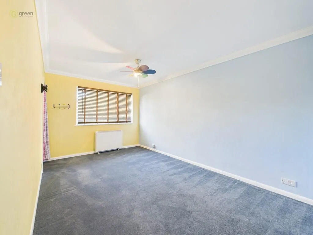 2 bed Maisonette