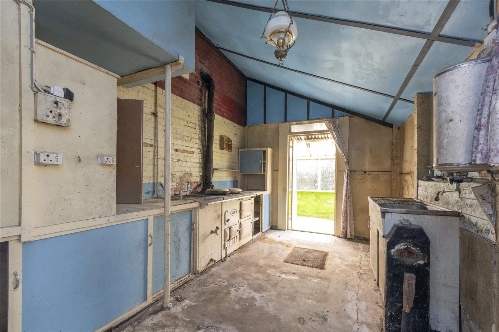 Barns and Farmhouse For Redevelopment, Henley, Langport, TA10