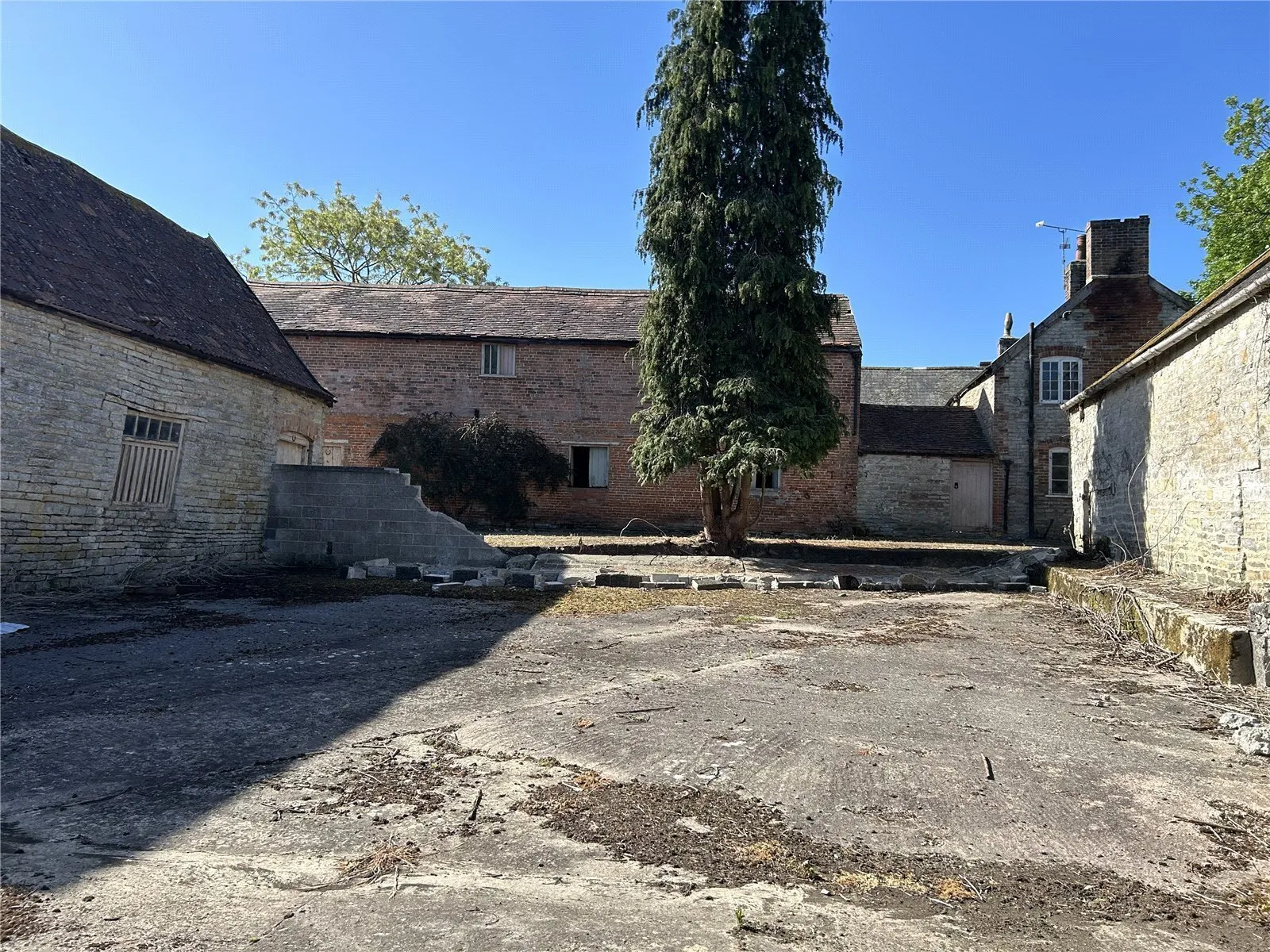Lower Farm, Limington, Yeovil, BA22