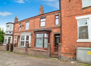 3 bed End of Terrace