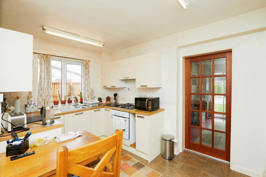 3 bed Semi-Detached