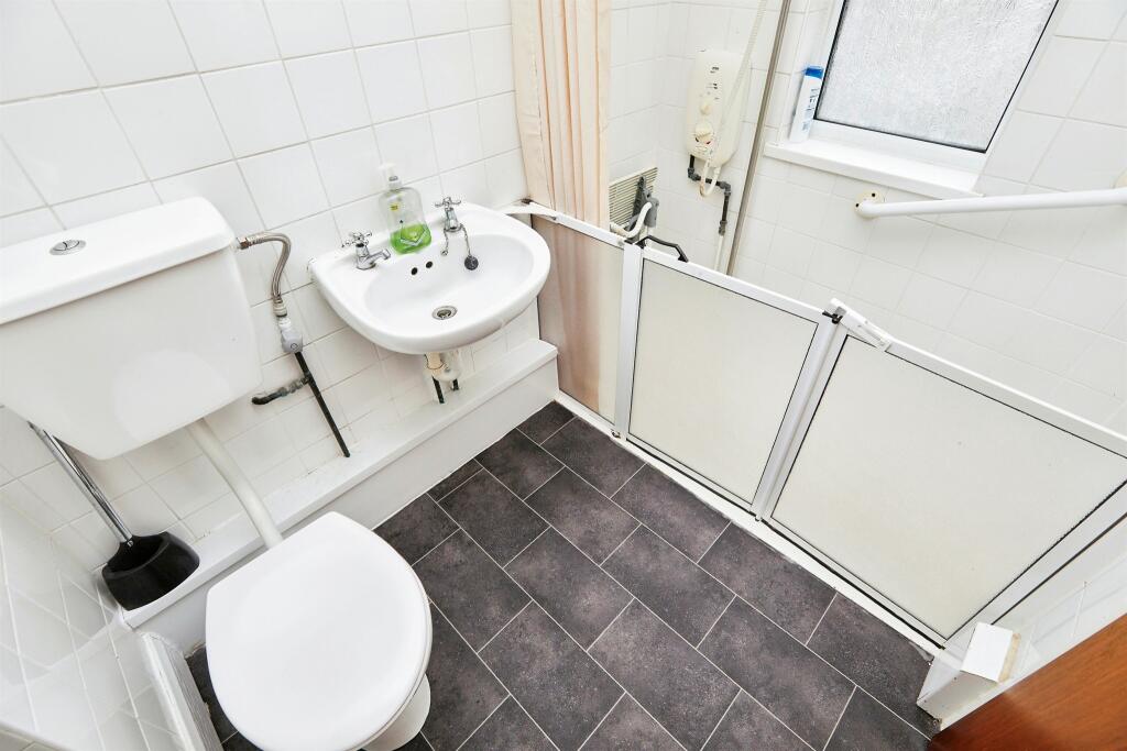 3 bed Semi-Detached