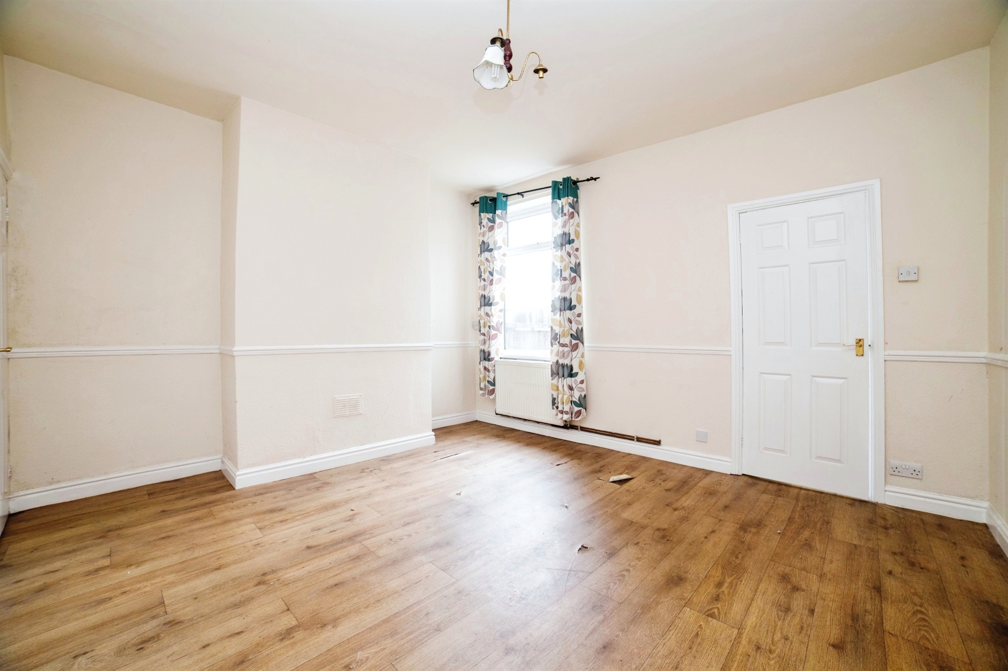 2 bed Semi-Detached