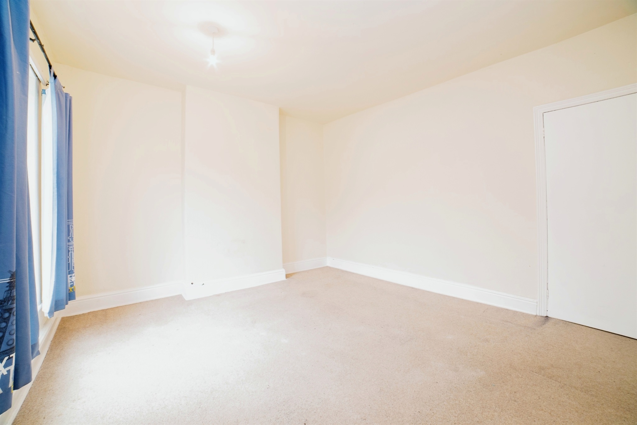2 bed Semi-Detached
