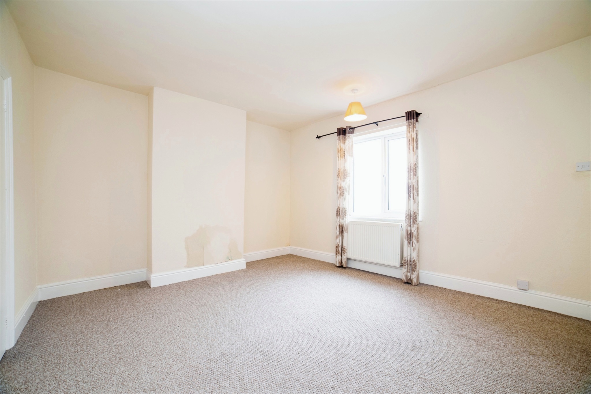 2 bed Semi-Detached