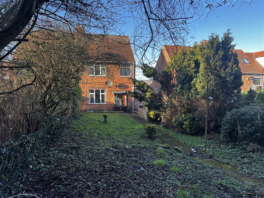 3 bed Semi-Detached
