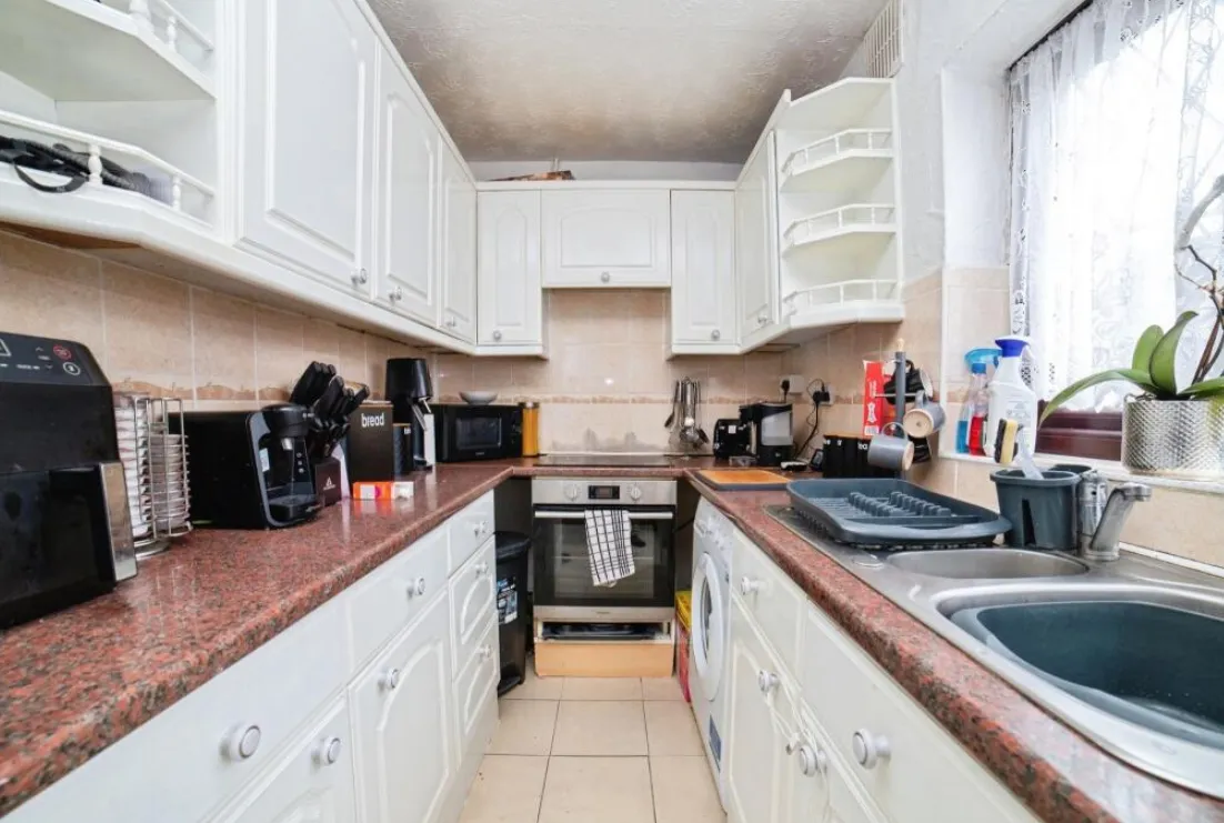 3 bed Semi-Detached