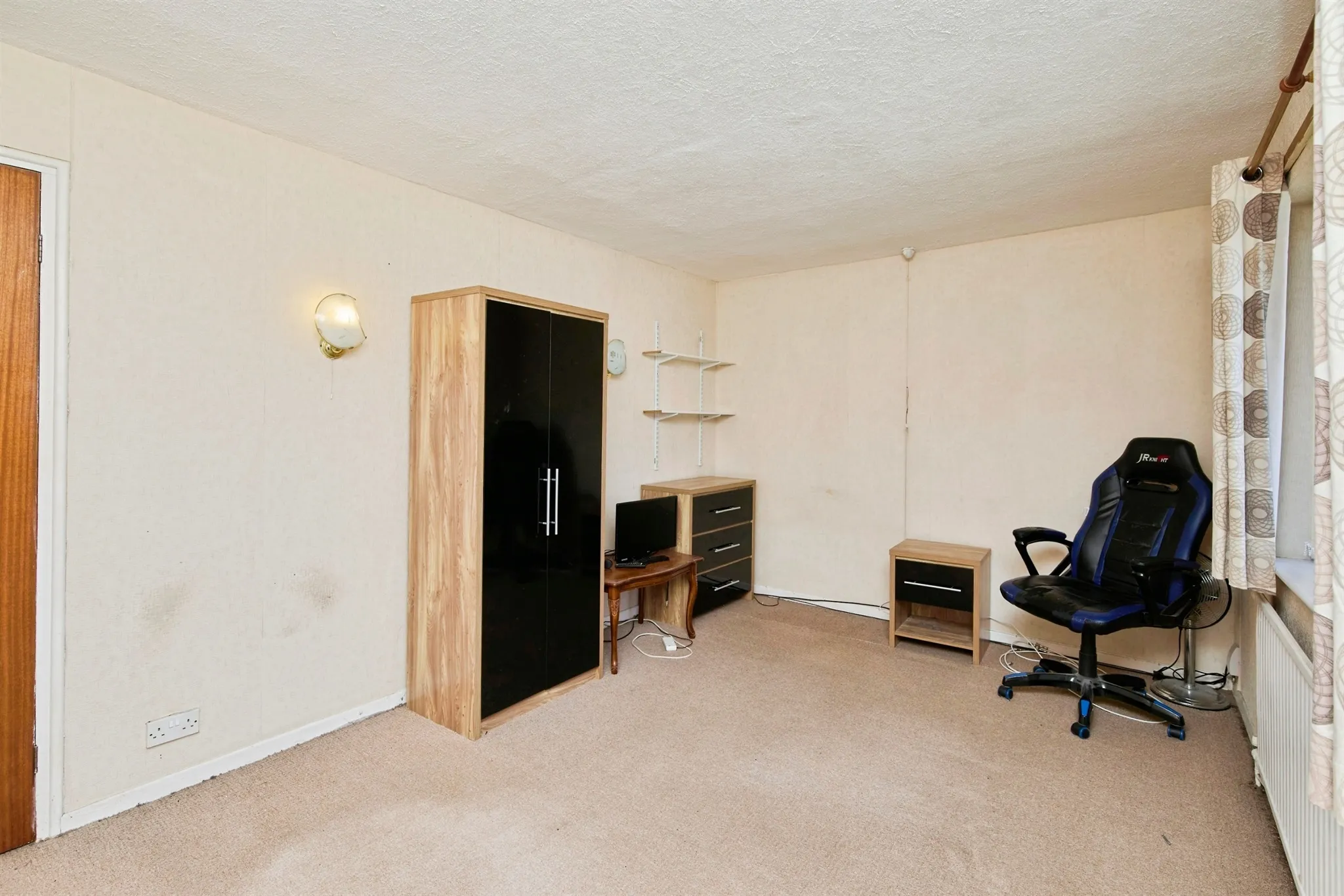 2 bed Semi-Detached
