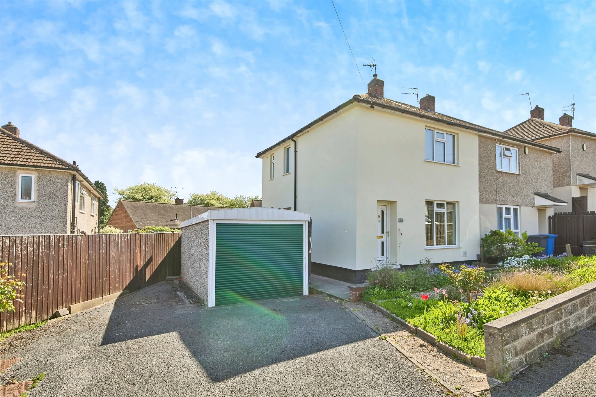 2 bed Semi-Detached