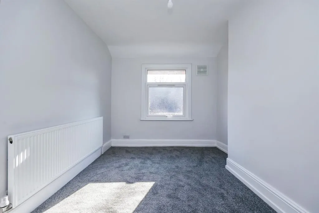 2 bed Detached