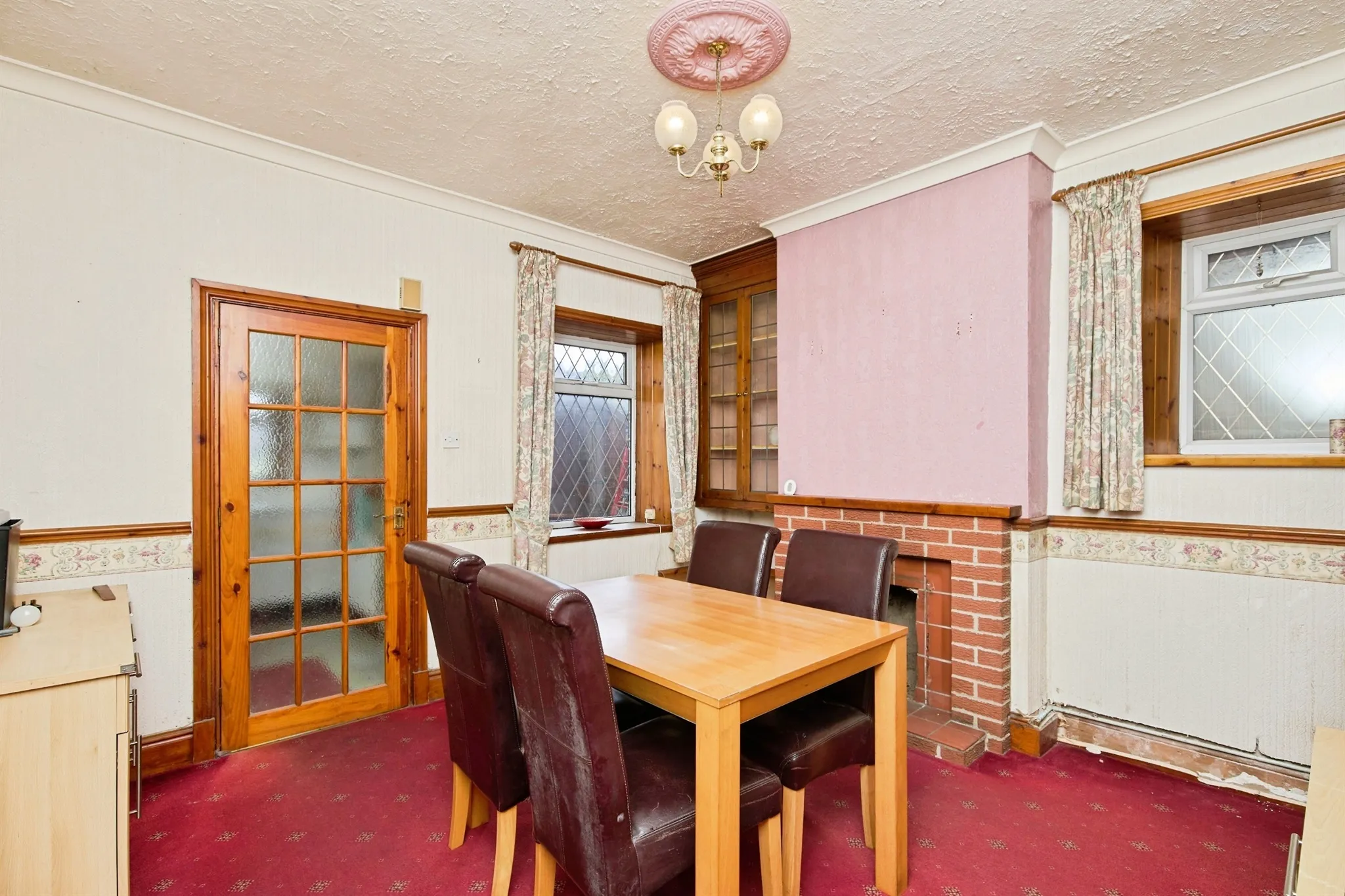 2 bed Semi-Detached
