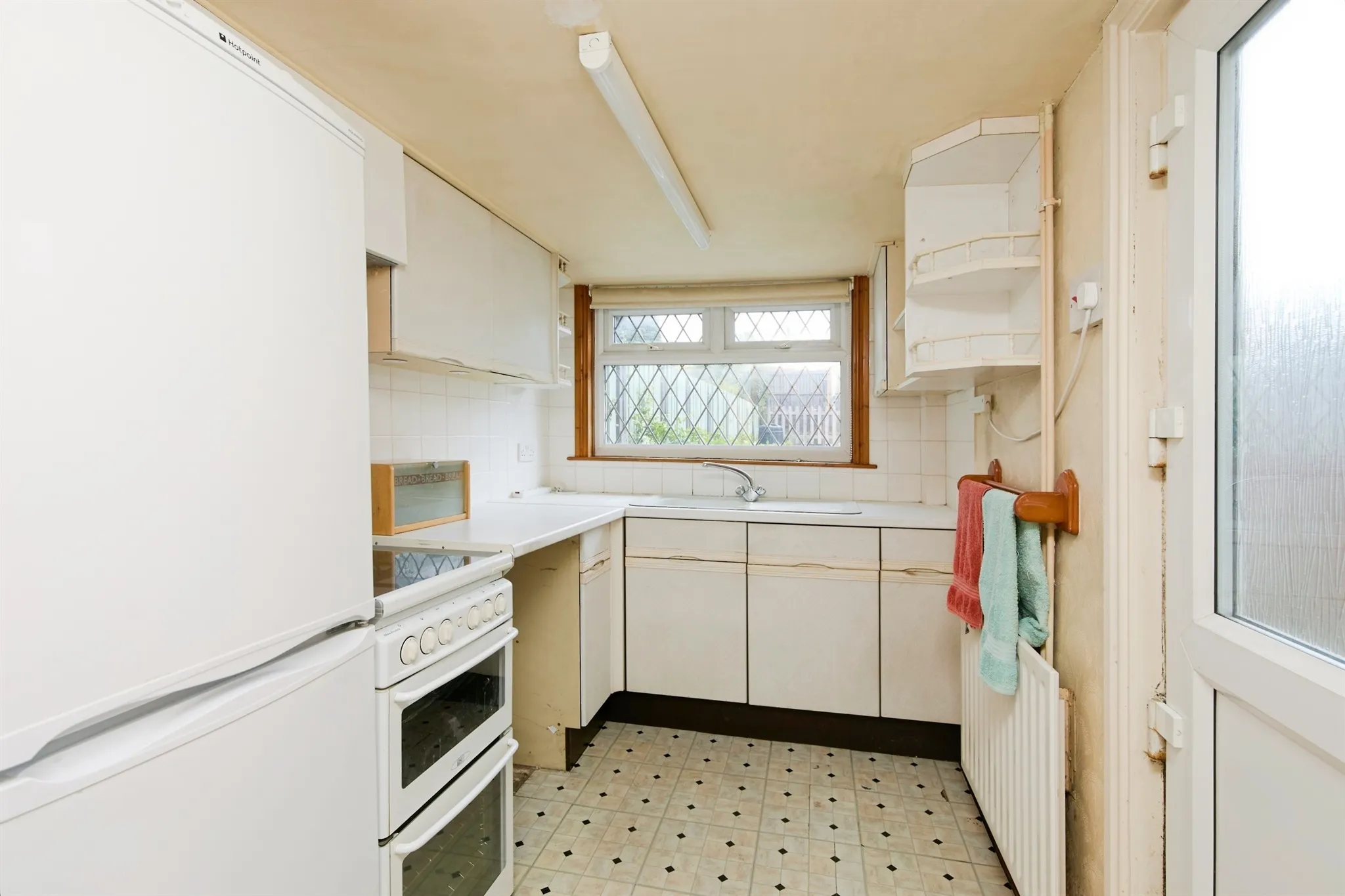 2 bed Semi-Detached