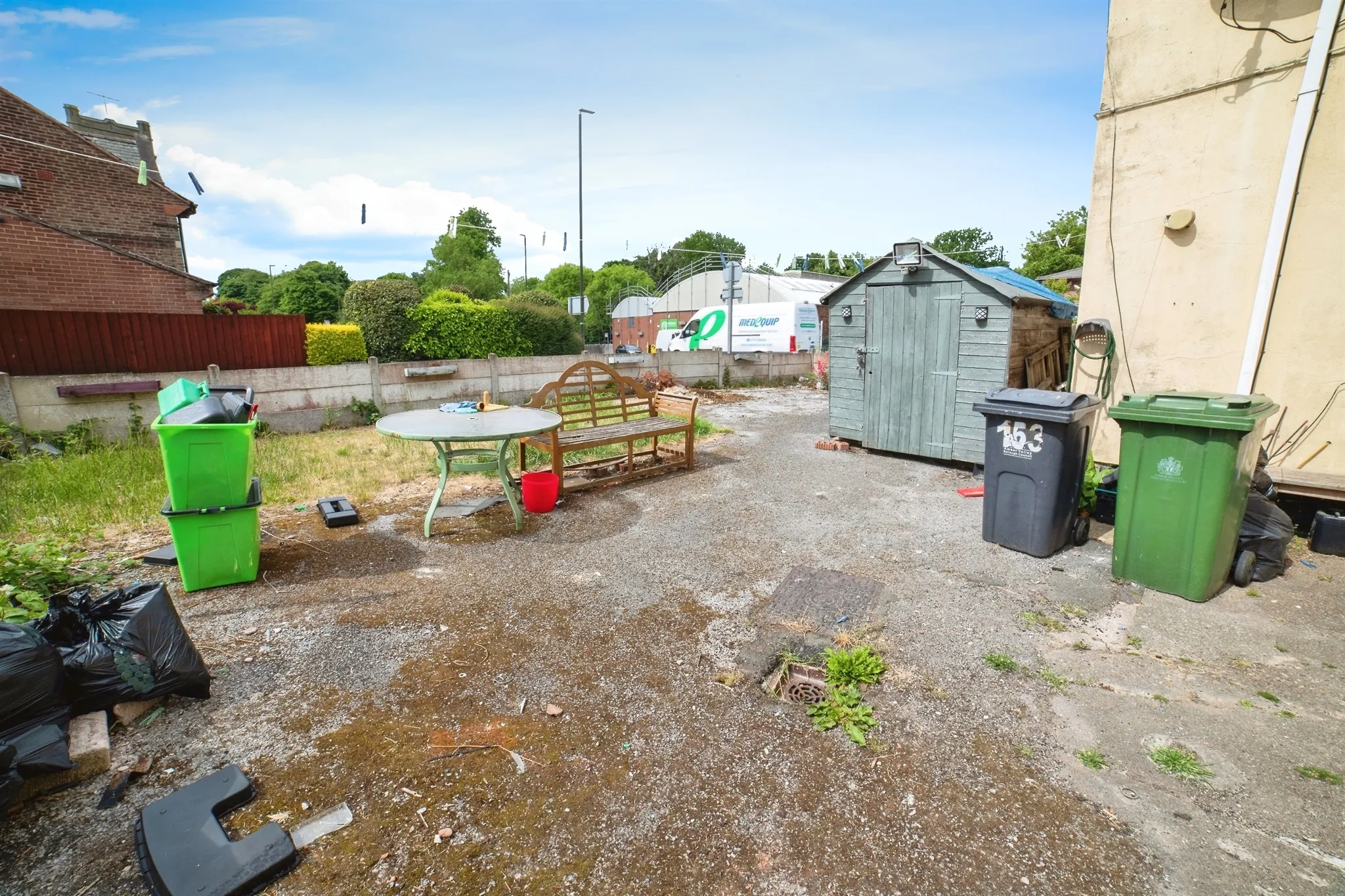 2 bed End of Terrace