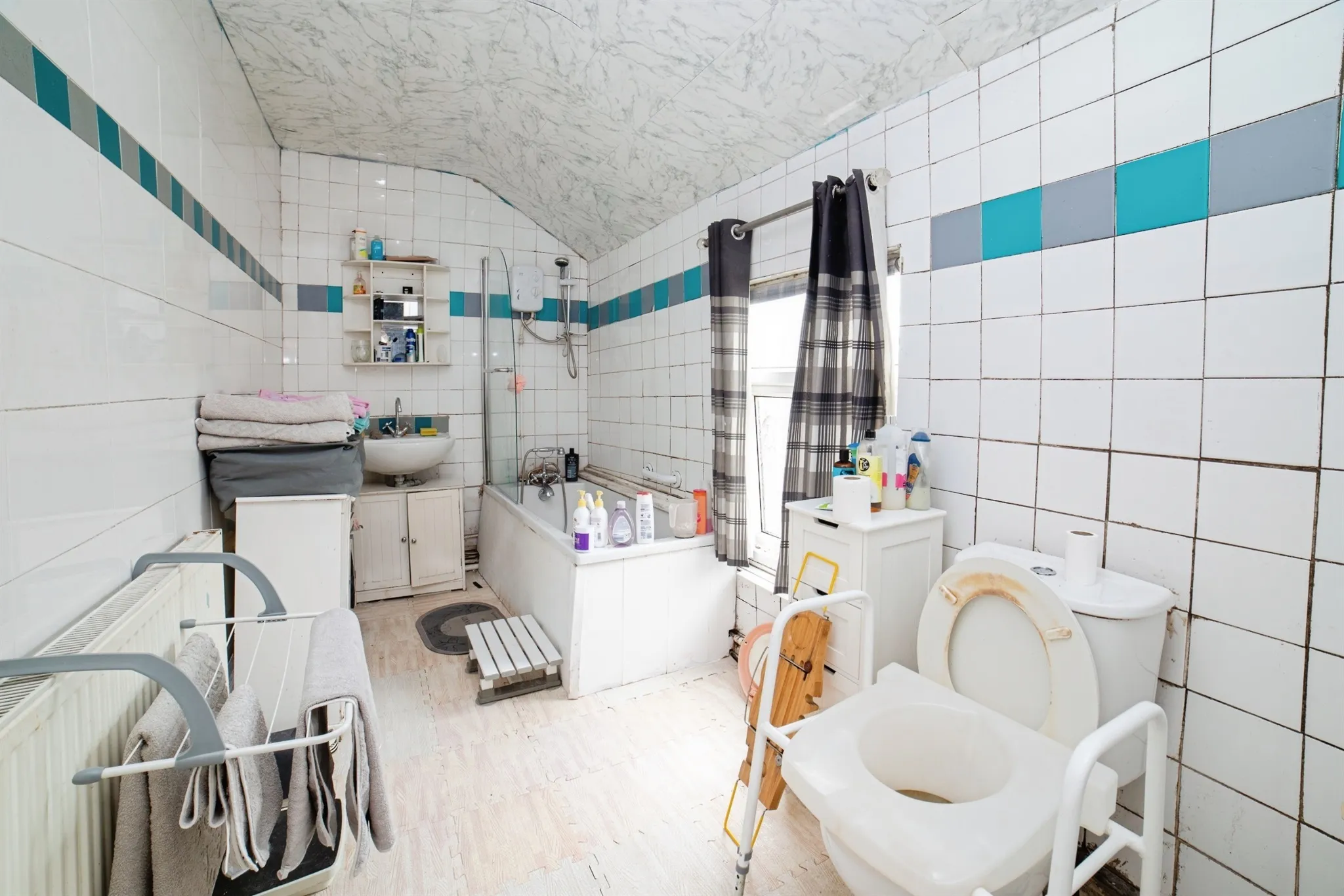 2 bed End of Terrace