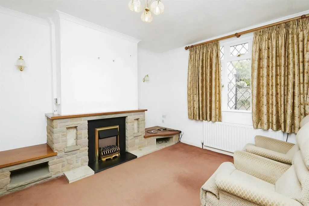 3 bed Semi-Detached