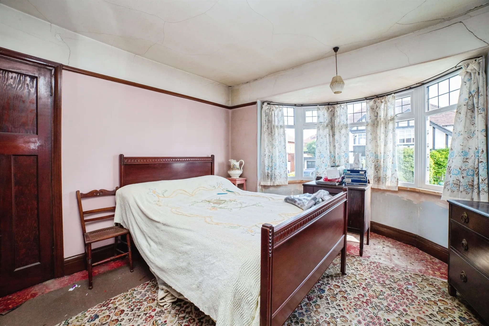 3 bed Semi-Detached