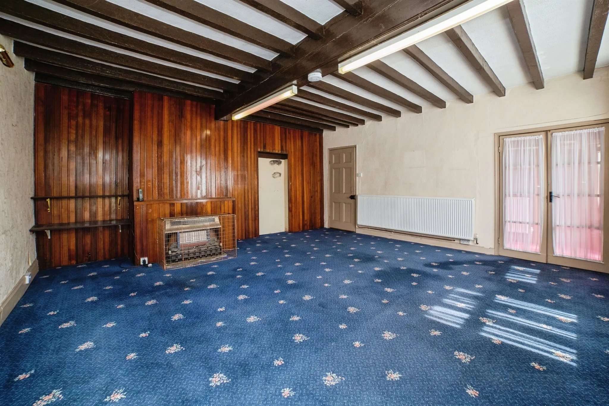 4 bed Semi-Detached