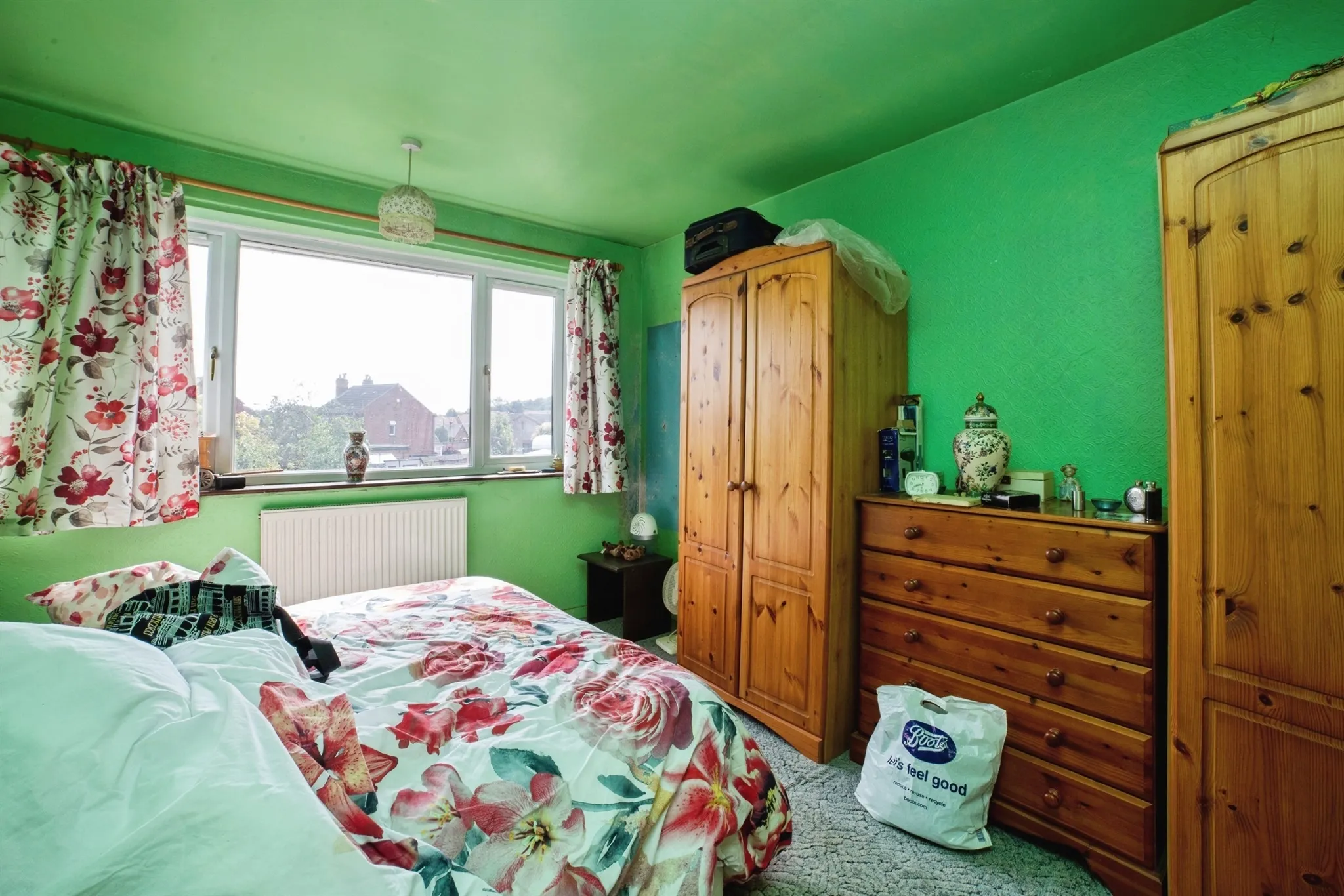 3 bed Semi-Detached