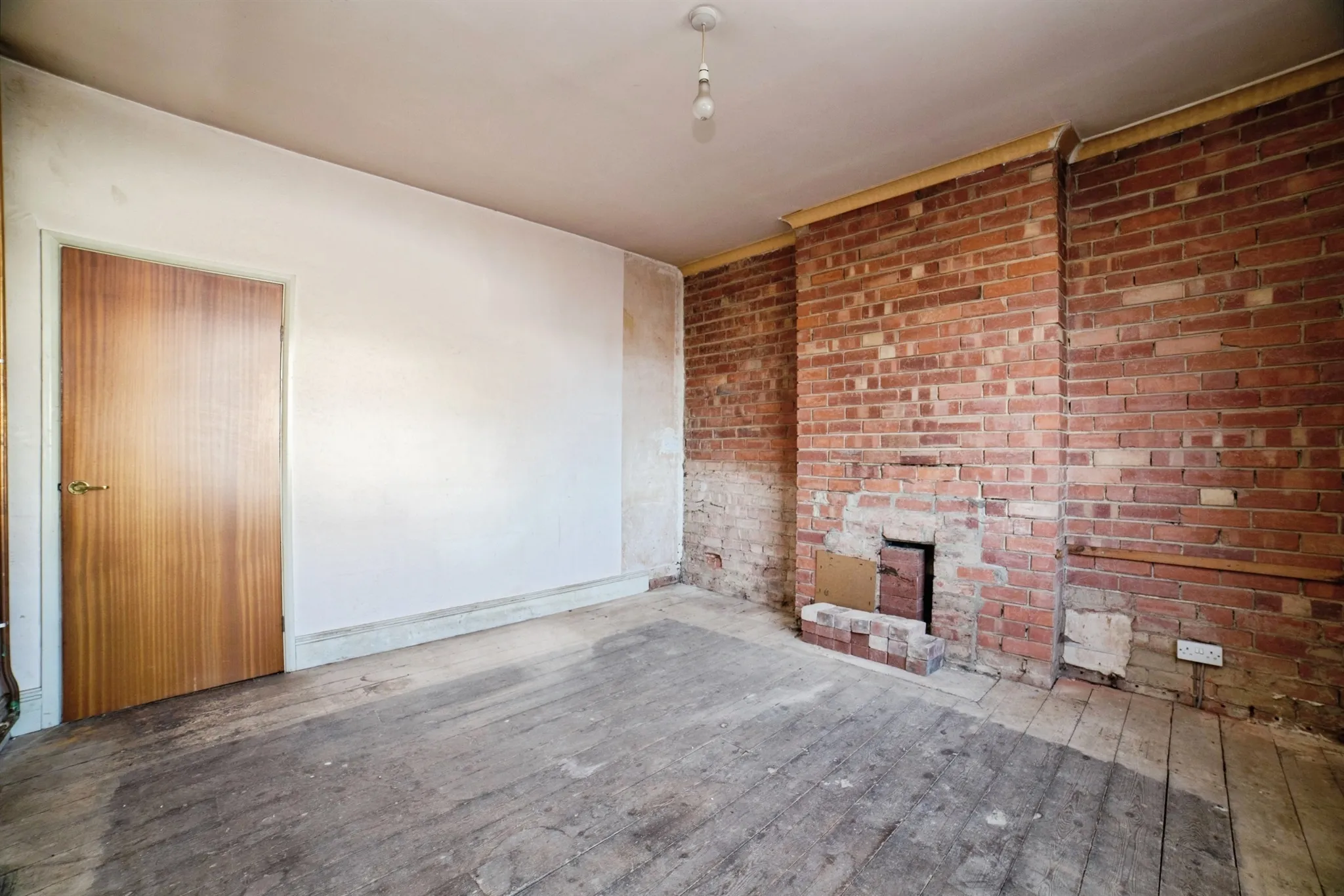 2 bed End of Terrace