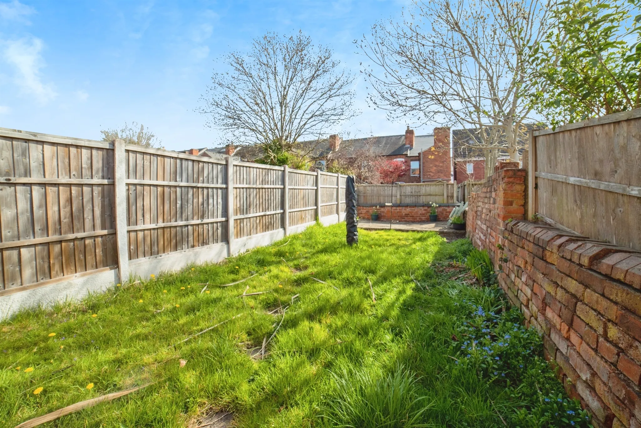 2 bed End of Terrace