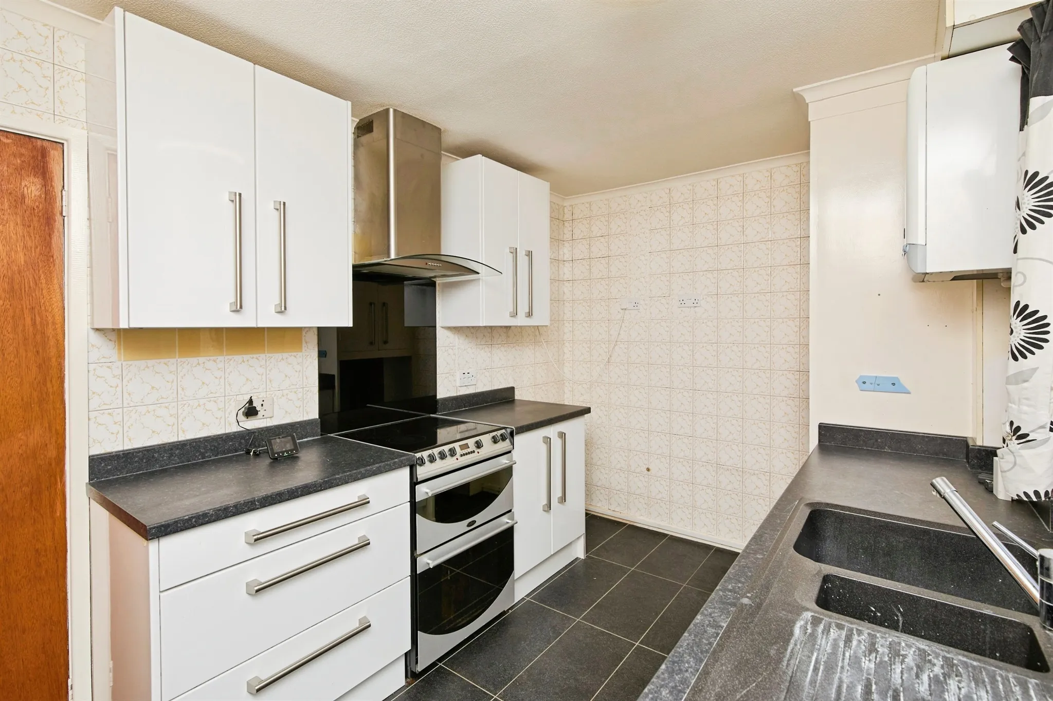 3 bed Semi-Detached