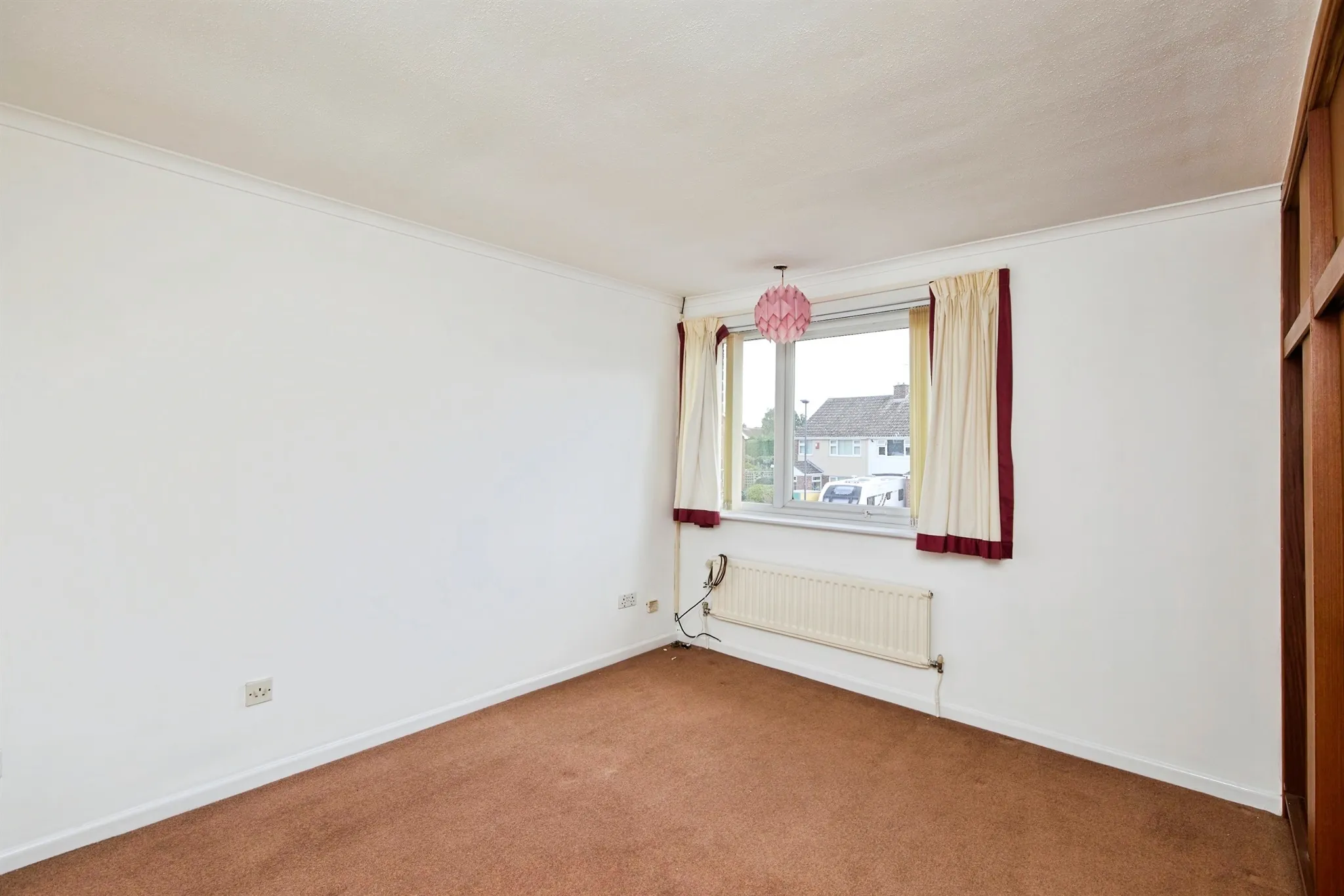 3 bed Semi-Detached