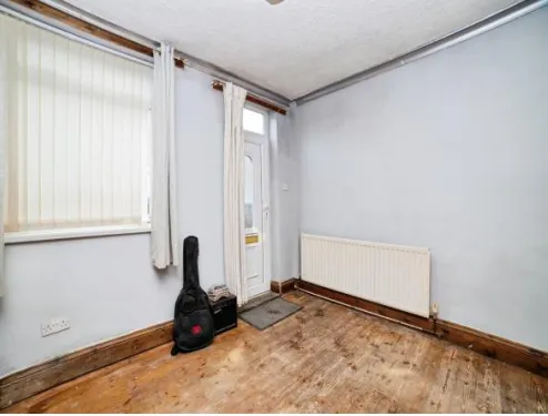 3 bed Terraced