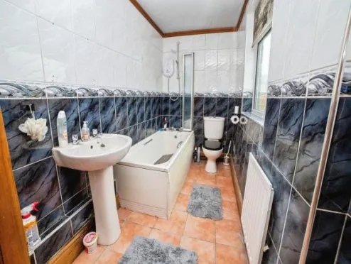 3 bed Terraced