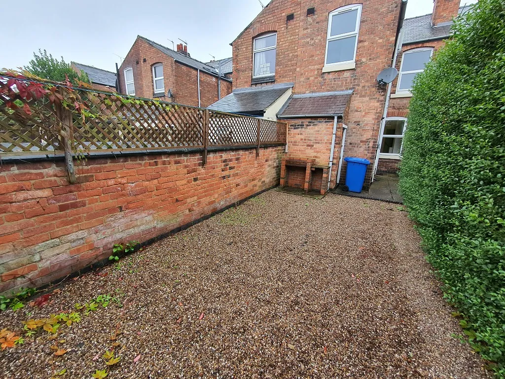 3 bed Terraced