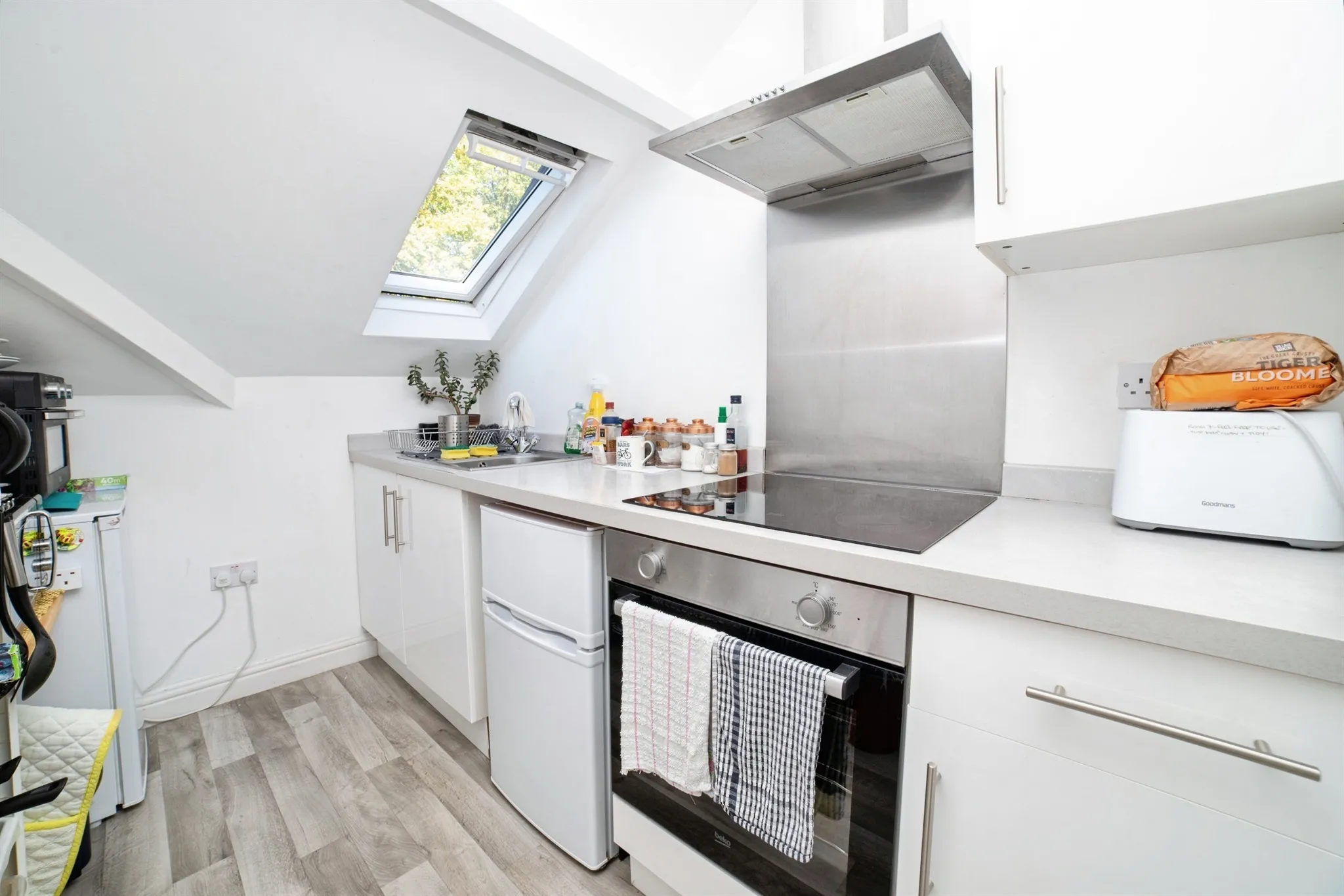 7 bed Semi-Detached