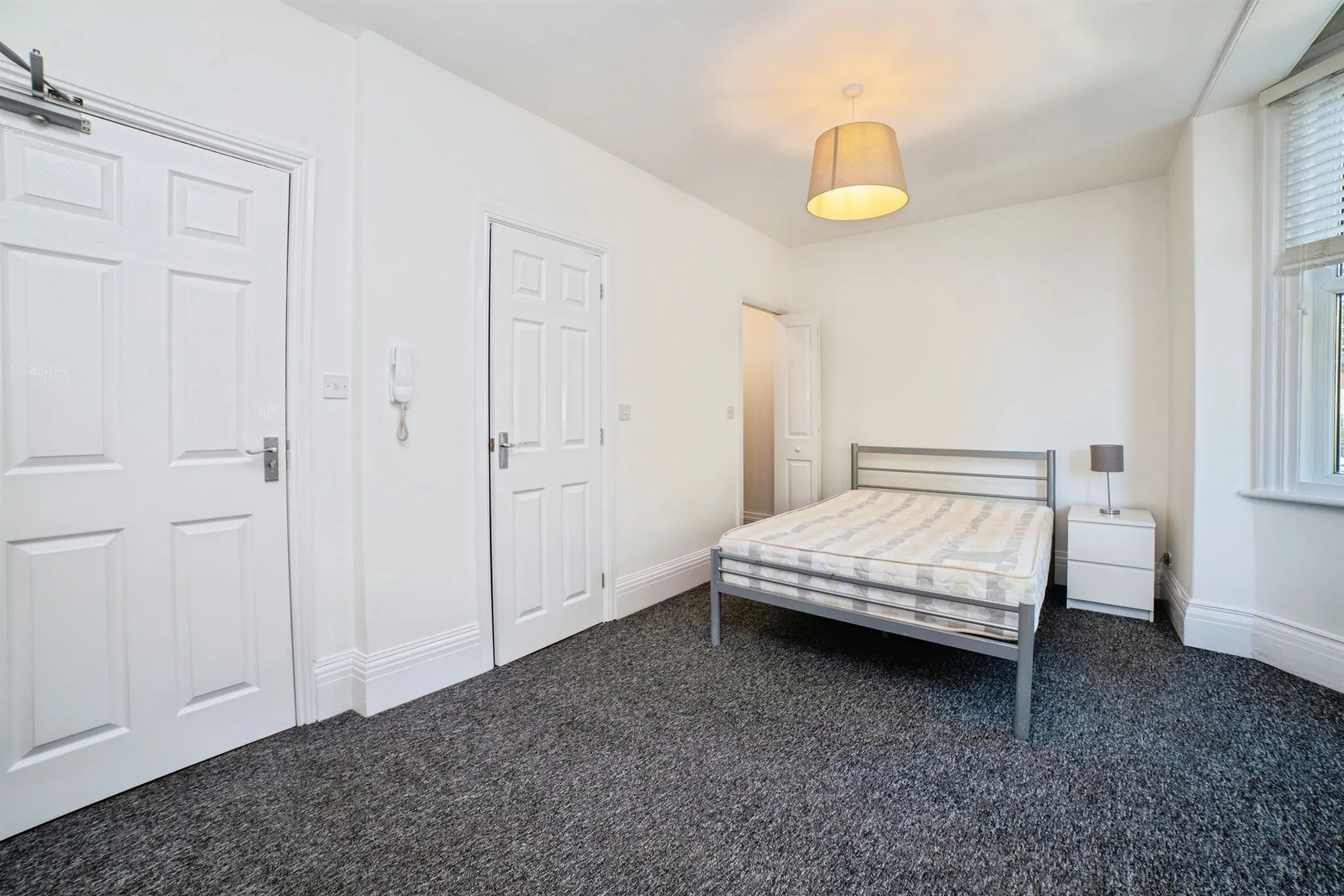 7 bed Semi-Detached