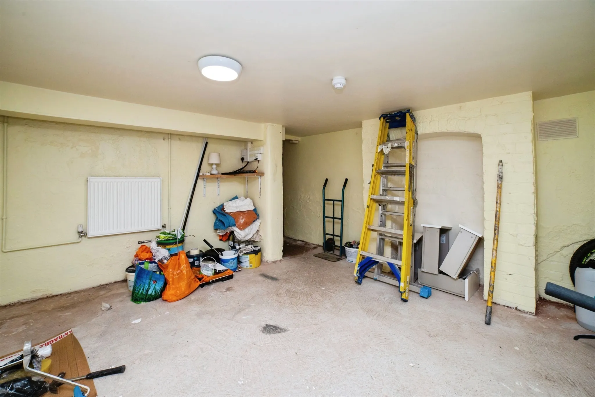 7 bed Semi-Detached