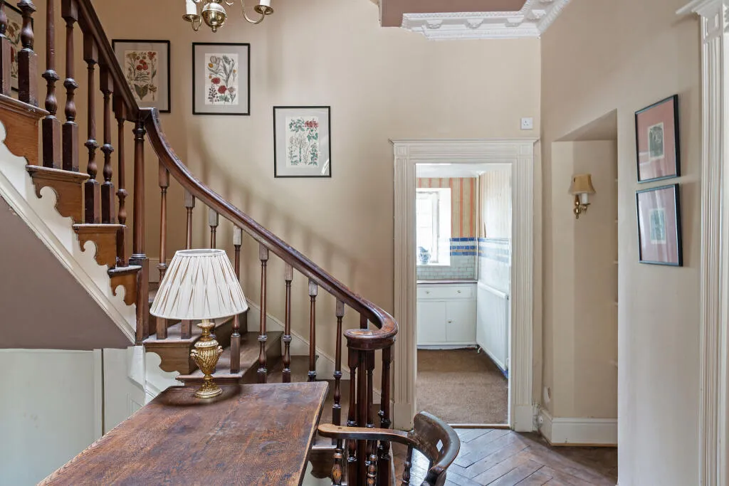 7 bed Semi-detached Villa