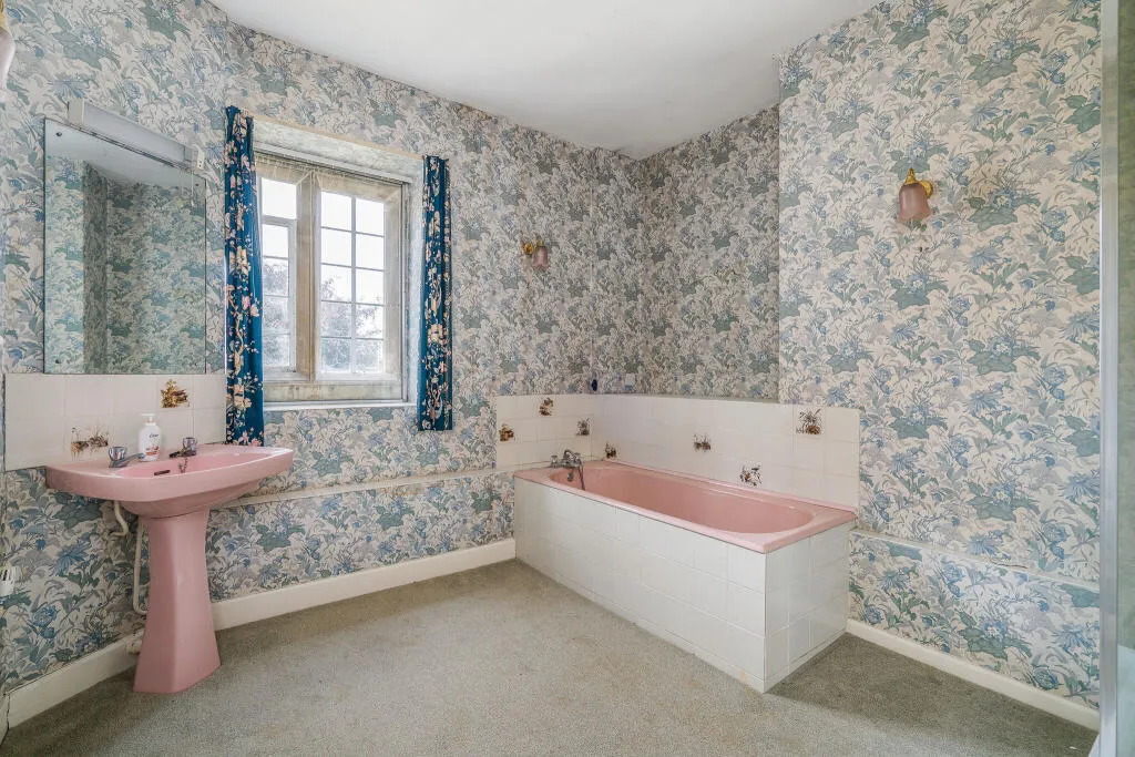 7 bed Semi-detached Villa