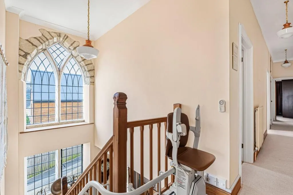 4 bed Character Property