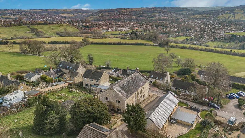 4 bed Character Property