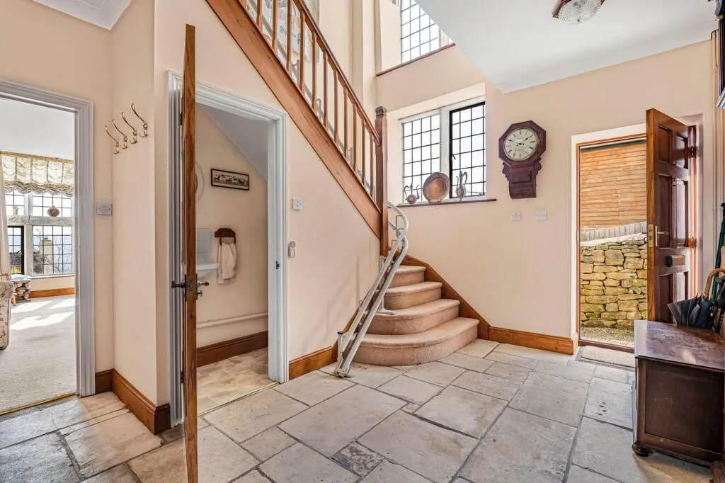 4 bed Character Property