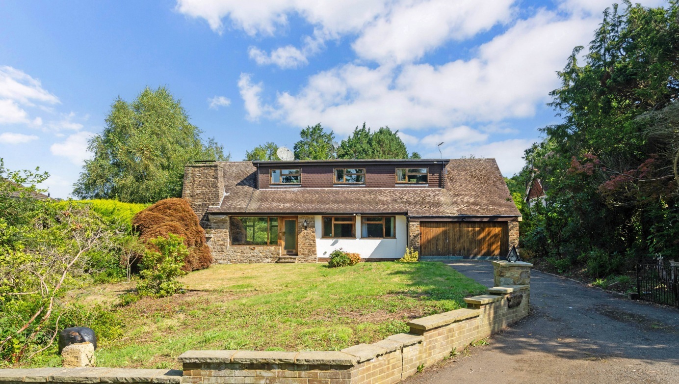 4 bed Detached
