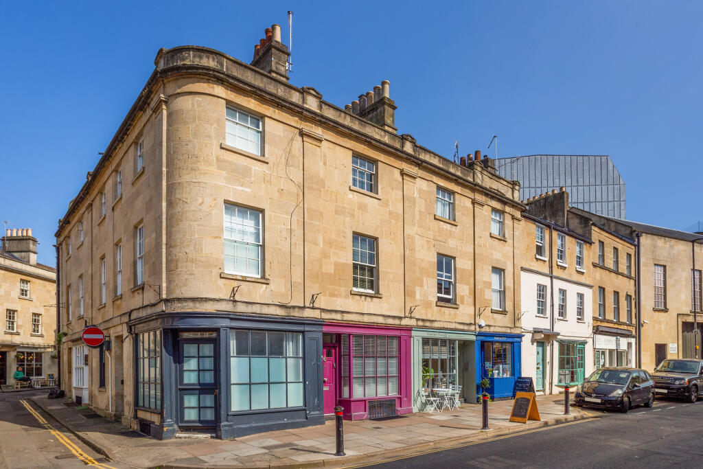 3 bed Terraced