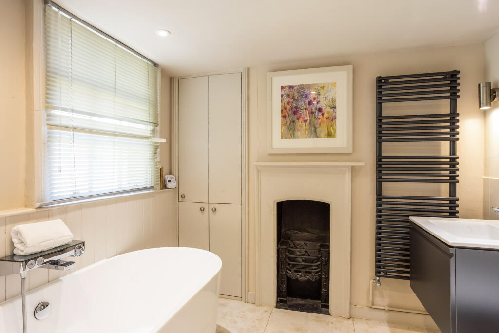 3 bed Terraced