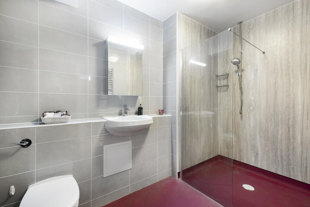 3 bed Apartment