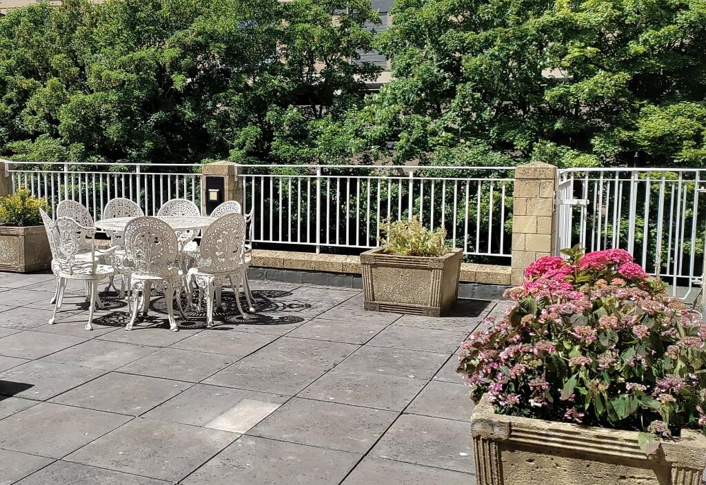 3 bed Apartment