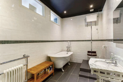 4 bed Character Property