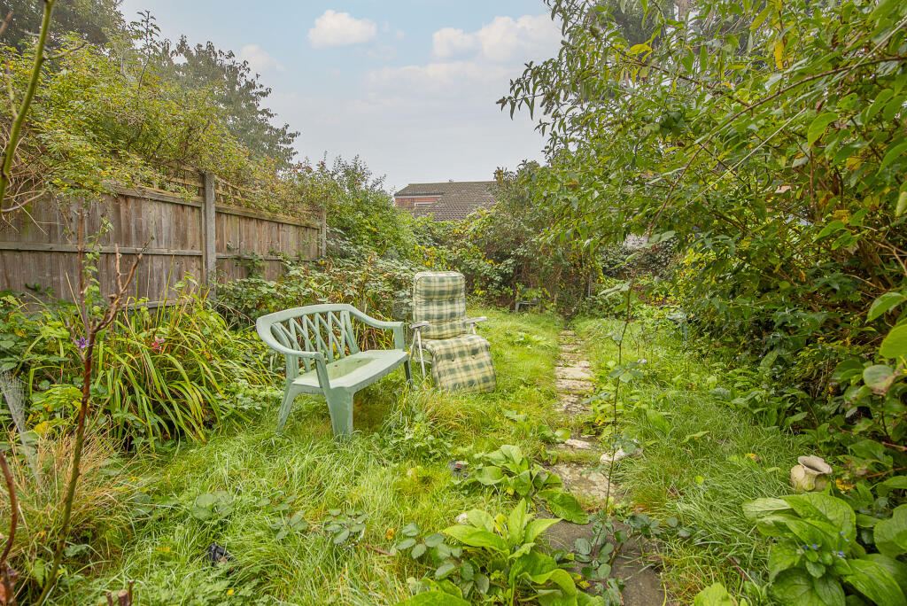 4 bed Terraced