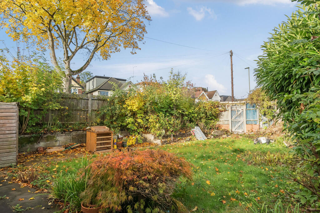 4 bed Detached Bungalow